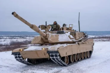 U.S. Abrams Tanks Arrive in Romania, Marking a Sharper NATO Deterrence on the Black Sea Flank
