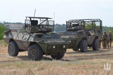 U.S. Commits $163M to Armored Mobility Boost for Ukraine With Textron Commando Vehicles