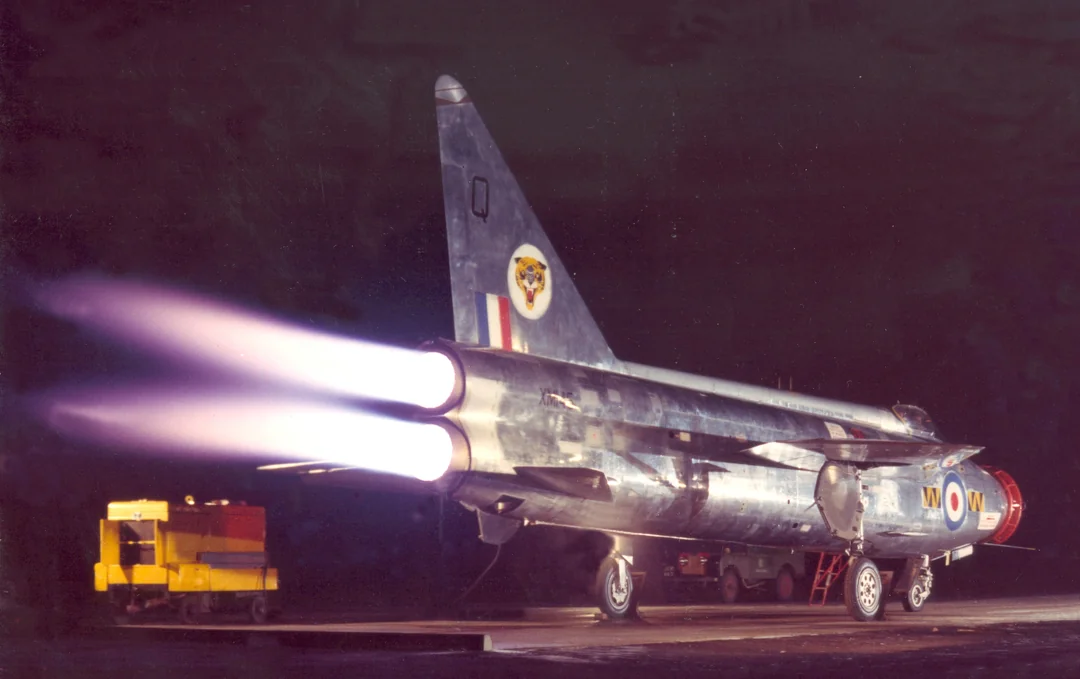 English Electric Lightning on runway with afterburners glowing