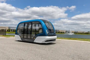 Autonomous Electric Shuttles Begin Trials at Newark Liberty International Airport
