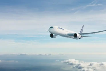 How The Boeing 787 Dreamliner’s Record Sales Are Forcing Airbus Into A Strategic Reckoning