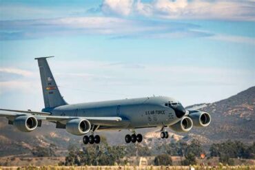 Is the Boeing KC-767 Tanker Bigger Than the KC-135 Stratotanker? A Fuel-Centric, Mission-Driven Answer