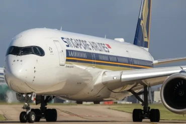 Boeing Sets Aftermarket Services Record With Landmark Singapore Airlines Group Agreement