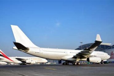 Emirates Moves Early on Berlin: Slots Secured for Winter 2026 as Regulatory Battle Looms