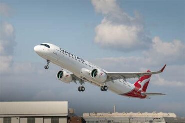 Qantas Adds Fourth Lavatory to Incoming A321XLR, Sacrificing Seats to Redefine Long-Haul Narrowbody Comfort Qantas Adds Fourth Lavatory to Incoming A321XLR, Sacrificing Seats to Redefine Long-Haul Narrowbody Comfort