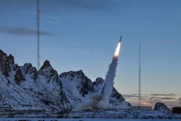 NASA’s Fastest Aircraft Ever: The X-43 Hypersonic Breakthrough - Bolt ...