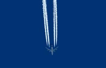 AI-Powered Contrail Reduction: How American Airlines Is Rewriting Aviation’s Climate Playbook