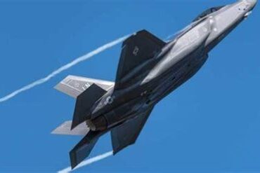 Why Australia Paused Its F-35 Fighter Jet Expansion — Strategy, Capability, and the Future of Air Power