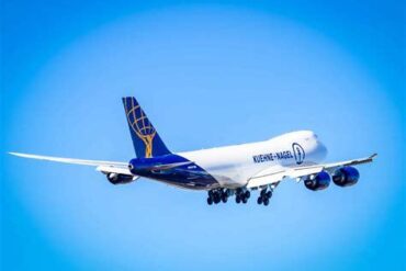 Boeing 747-8F vs 777F: How Much More Cargo the Jumbo Freighter Really Carries