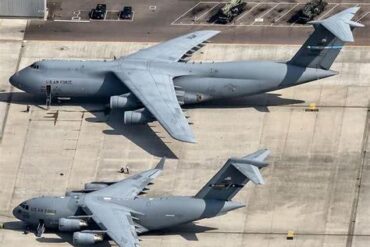 C-17 Globemaster III vs C-5 Galaxy: The Real Differences Between America’s Largest Military Airlifters