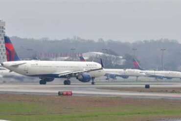 Delta Air Lines Faces Potential Multi-Million Dollar Fines After 11-Hour Tarmac Ordeal at Atlanta Airport