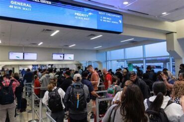 Delta Pulls Congressional VIP Perks Amid TSA Crisis and Mounting Operational Strain