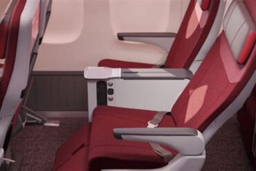 economy-airplane-seat-recline-comparison-widebody-cabin-lighting-48291