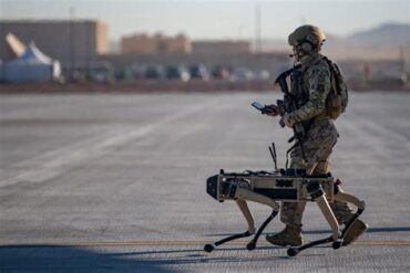 Elite Battlefield Technology: 5 High-Tech Military Gadgets Used by Special Operations Forces Elite Battlefield Technology: 5 High-Tech Military Gadgets Used by Special Operations Forces