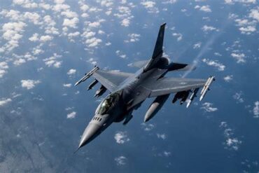 Why the F-16 Fighting Falcon Became the Most Popular Fighter Jet in the U.S. Air Force