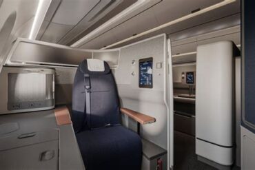 Lufthansa’s “Light” Premium Fares Ignite Backlash as Elite Benefits Are Unbundled