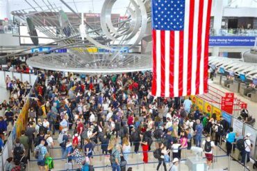 Trump Praises Unpaid TSA Officers During Government Shutdown as Airport Strain Grows