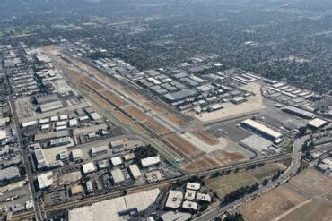 Van Nuys Airport During Oscars Weekend: Inside Hollywood’s Private Aviation Gateway Van Nuys Airport During Oscars Weekend: Inside Hollywood’s Private Aviation Gateway