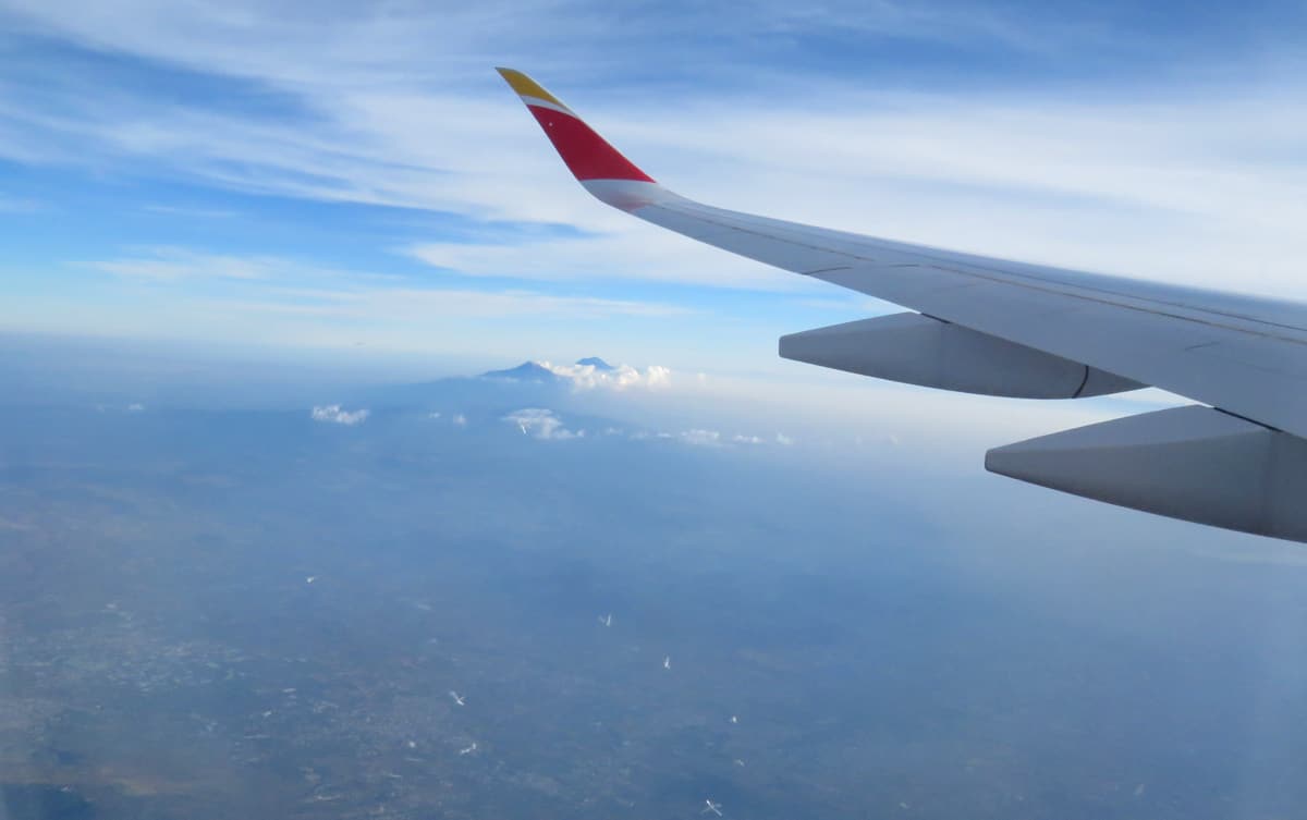 Iberia long haul route Madrid to San Francisco aerial aircraft wing view