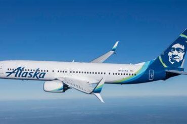 Alaska Airlines Unveils Earth Month Initiative Letting Travelers Earn Elite Status Through Sustainable Aviation Fuel Contributions