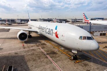 American Airlines’ 142-Mile Boeing 777 Flight: The Unusual Short-Hop Widebody Strategy Reshaping Buenos Aires Operations