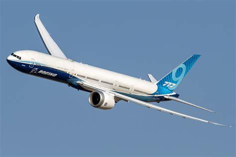 Boeing 777X Reverse Thrust Myth Explained: How the World’s Largest Twinjet Stops Without It