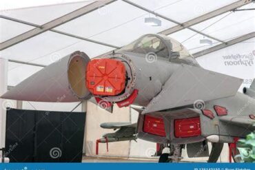 Eurofighter Typhoon CAPTOR-E vs F-35 AN/APG-81: Which AESA Radar Truly Dominates Modern Air Combat?