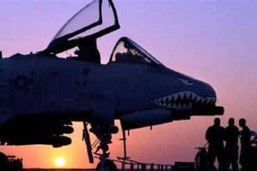 USAF A-10 Warthog Crashes Near Strait of Hormuz During High-Risk Rescue Mission for Downed F-15E