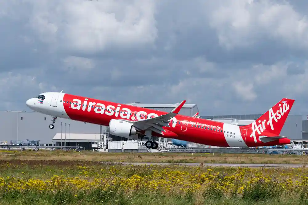 AirAsia Airbus A321XLR aircraft showcasing fuel-efficient aviation technology