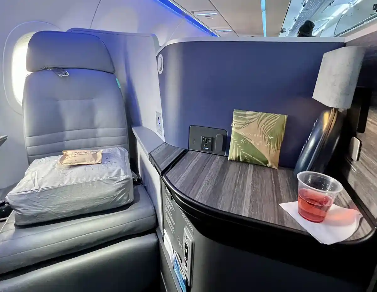 JetBlue Mint suite on Airbus A321LR transcontinental flight