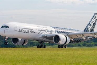 Why Airbus A350 & Boeing 787 Dreamliner Recycling Could Become Aviation’s Biggest Environmental Challenge Why Airbus A350 & Boeing 787 Dreamliner Recycling Could Become Aviation’s Biggest Environmental Challenge