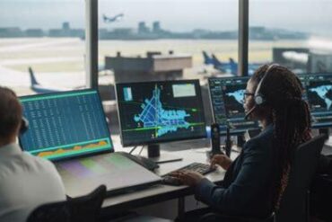 Aircraft Dispatchers and Airline Operations: The Hidden Professionals Controlling Every Safe Departure Aircraft Dispatchers and Airline Operations: The Hidden Professionals Controlling Every Safe Departure
