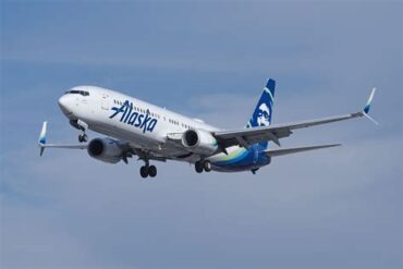 Alaska Airlines Begins Historic Boeing 737 MAX Flights Across the Atlantic With New Iceland Route