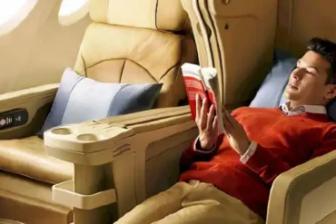 Business Class First-Time Flyers: The Subtle Signs Cabin Crew Instantly Recognize