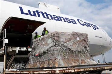 Why Cargo Airlines Are Trapped With Aging Freighters As the Industry Runs Out of Time