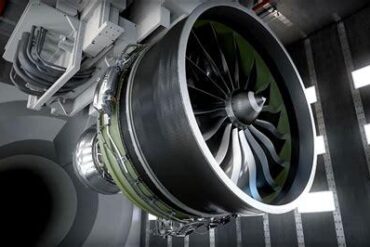 Why The GE9X’s Giant 134-Inch Fan Pushes Jet Engine Engineering Into Dangerous Territory