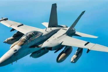 Mid-Air Collision of U.S. Navy EA-18G Growlers Over Idaho Ends With Dramatic Four-Person Ejection Mid-Air Collision of U.S. Navy EA-18G Growlers Over Idaho Ends With Dramatic Four-Person Ejection