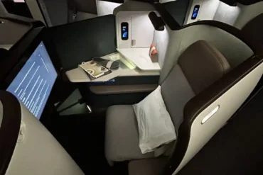 no-more-premium-economy-inside-cathay-pacifics-aria-studio-lie-flat-revolution-5-hour-flights