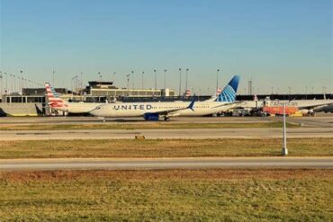 United Airlines Captain Fired After Reporting Cockpit Breach Sparks Industry Safety Debate