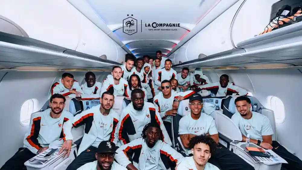 France national football team boarding La Compagnie Airbus A321neo in Paris