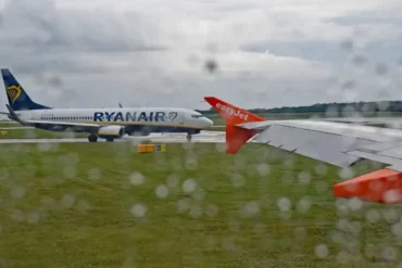 Why Airliners Rarely Need Full Power Takeoffs: The Science Behind Reduced-Thrust Departures