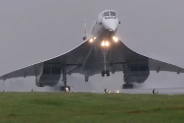 Why Concorde’s Drooping Nose Could Never Return on Modern Supersonic Airliners