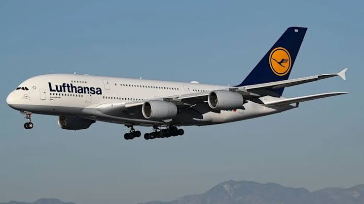 Lufthansa A380 Forced to Divert to Boston After Onboard Disturbance Triggers Six-Figure Operational Cost for German Carrier