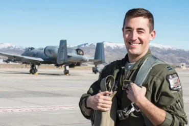 Why Military Pilot Pay Still Trails Airline Salaries in 2026 Despite Massive Retention Bonuses