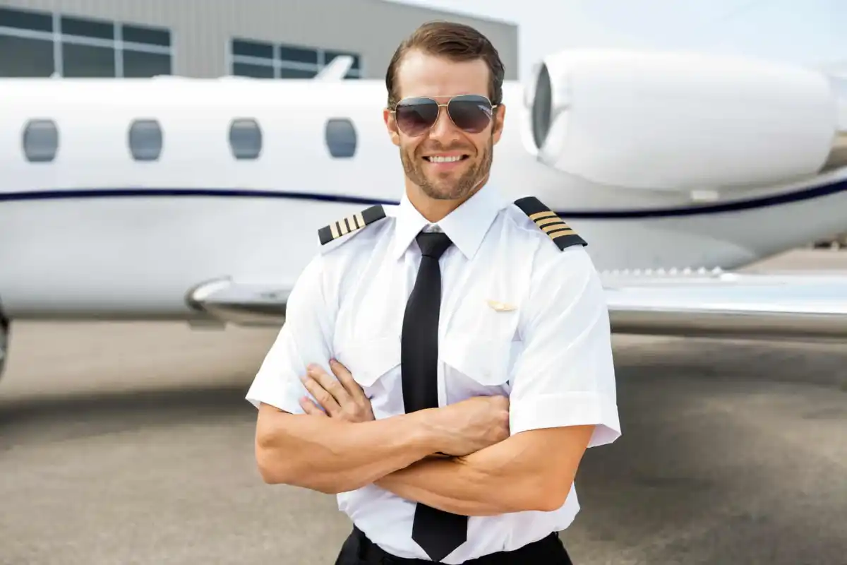Private Jet Pilot Salaries in the US in 2026: Earnings, Aircraft Pay Scales, and Career Realities