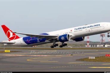 Why Turkish Airlines Uses a 492-Seat Boeing 777 on Flights Lasting Less Than an Hour