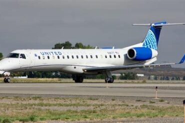 Why United Airlines Loaded Sandbags Onto an Embraer ERJ145 Carrying Just One Passenger
