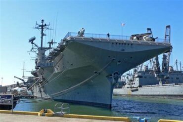 USS Hornet Alameda Exit Crisis: Why Moving the Historic Aircraft Carrier Could Cost Millions