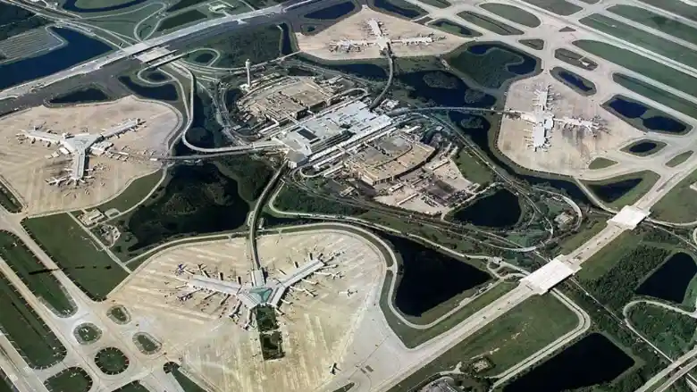 10 Former Military Airfields That Became Major Commercial Airports and Still Reveal Their Wartime Past