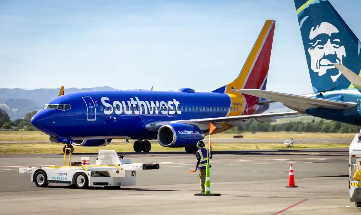 Charles M. Schulz Sonoma County Airport Southwest Airlines aircraft departing